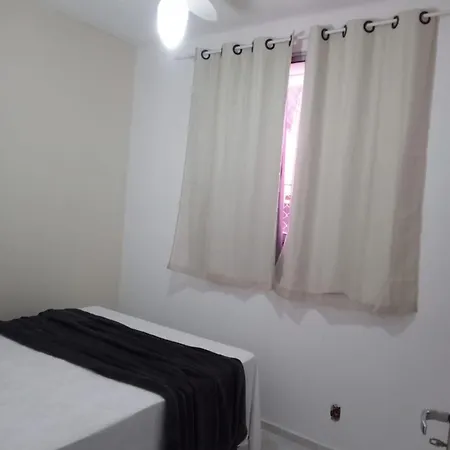 Espaço do Adilson é aconchegante e familiar.